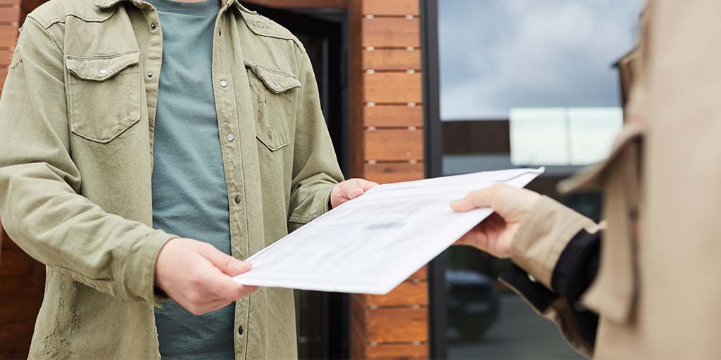 serving paper canadian private investigators